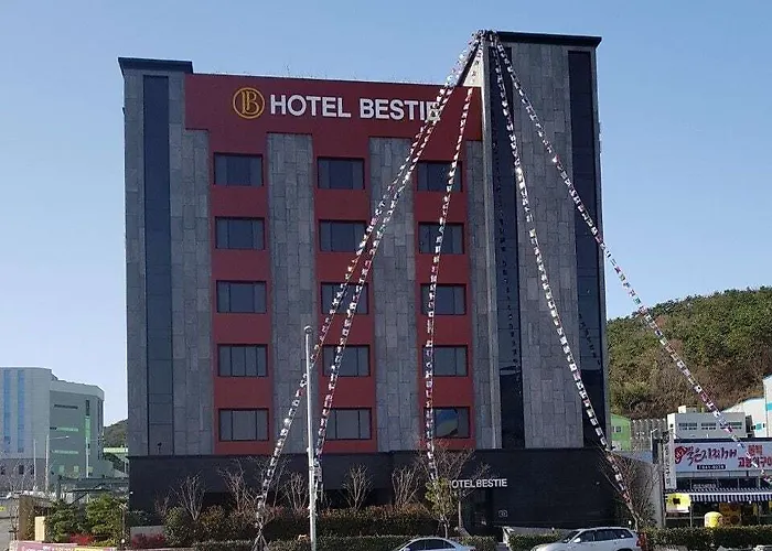 Bestie 3*